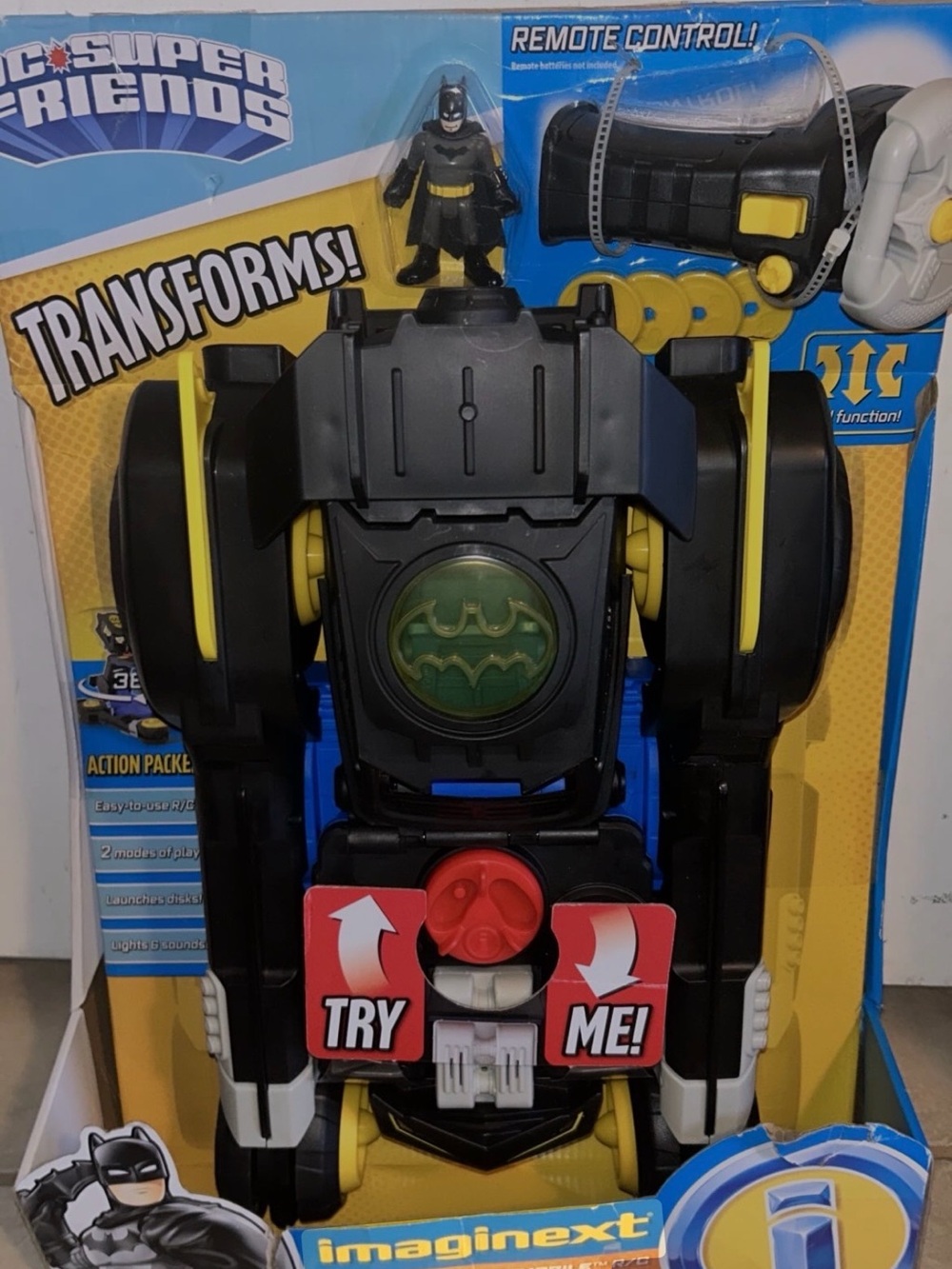 Batman Transforming Robot Toy - Black & Yellow